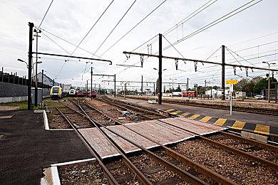 恐怖游戏《Beware》新视频 开车走夜路好可怕